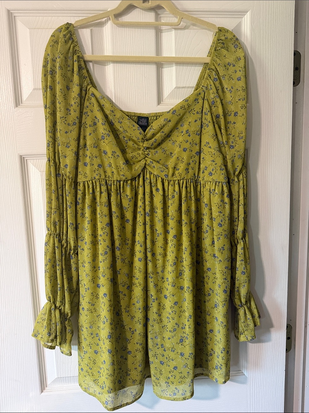 wild fable Chartreuse Floral Peasant Tunic with Blue Accents